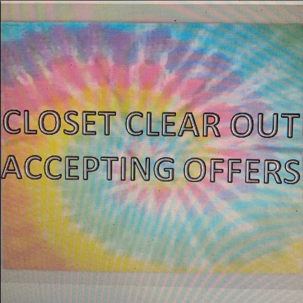 CLOSET CLEAROUT!! Accepting OFFERS AND BUNDLES
